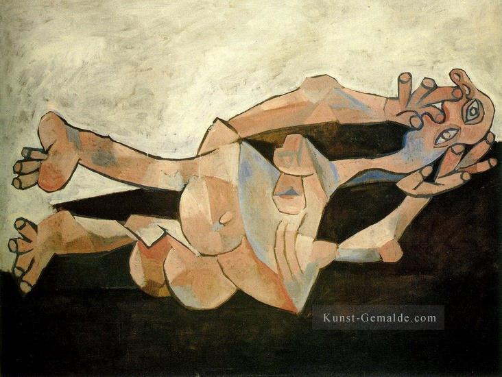 Frau couchee sur fond cachou 1938 kubist Pablo Picasso Ölgemälde